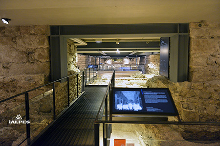 Site archéologique de la Cathédrale Saint-Pierre de Genève