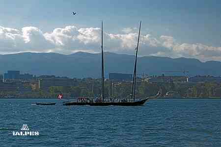 Barque La Neptune sur le lac Léman, Genève