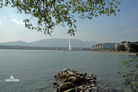 Genève, débarcadère Chateaubriand